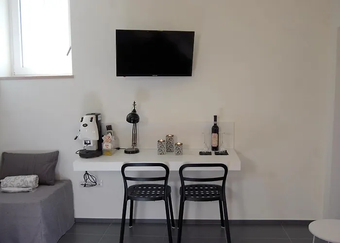 Appartement Pm 5 Via Salita Di Castelvecchio *