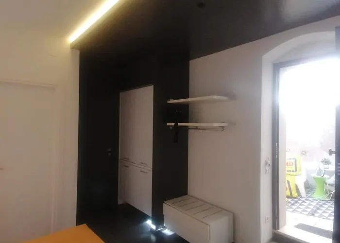 Apartment Pm 5 Via Salita Di Castelvecchio